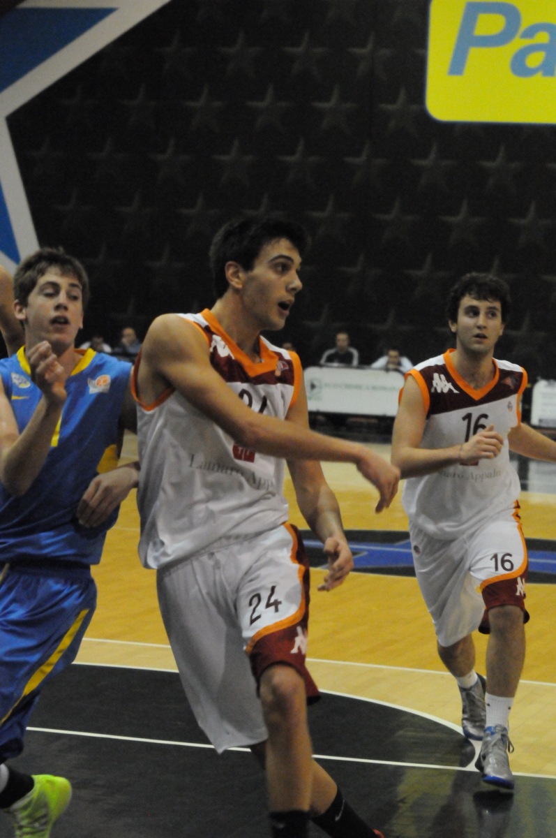 2011-12-28-NIJT-VirtusRM-Maccabi-373