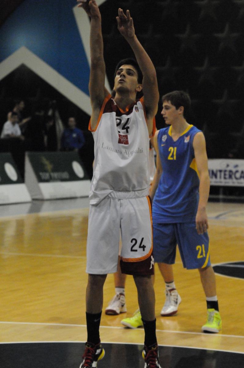 2011-12-28-NIJT-VirtusRM-Maccabi-490